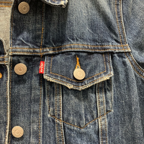 Levi’s Jean Jacket - Picture 3 of 10